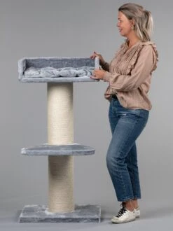 RHR Quality Maine Coon Lounge Krabpaal – Licht Grijs – 60 X60 120 Cm